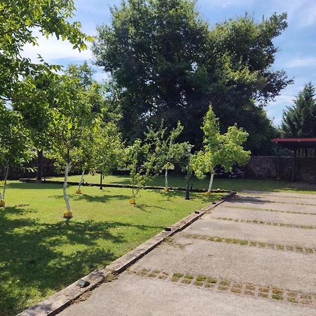 Posada Real La Montanesa Corrales De Buelna Екстериор снимка